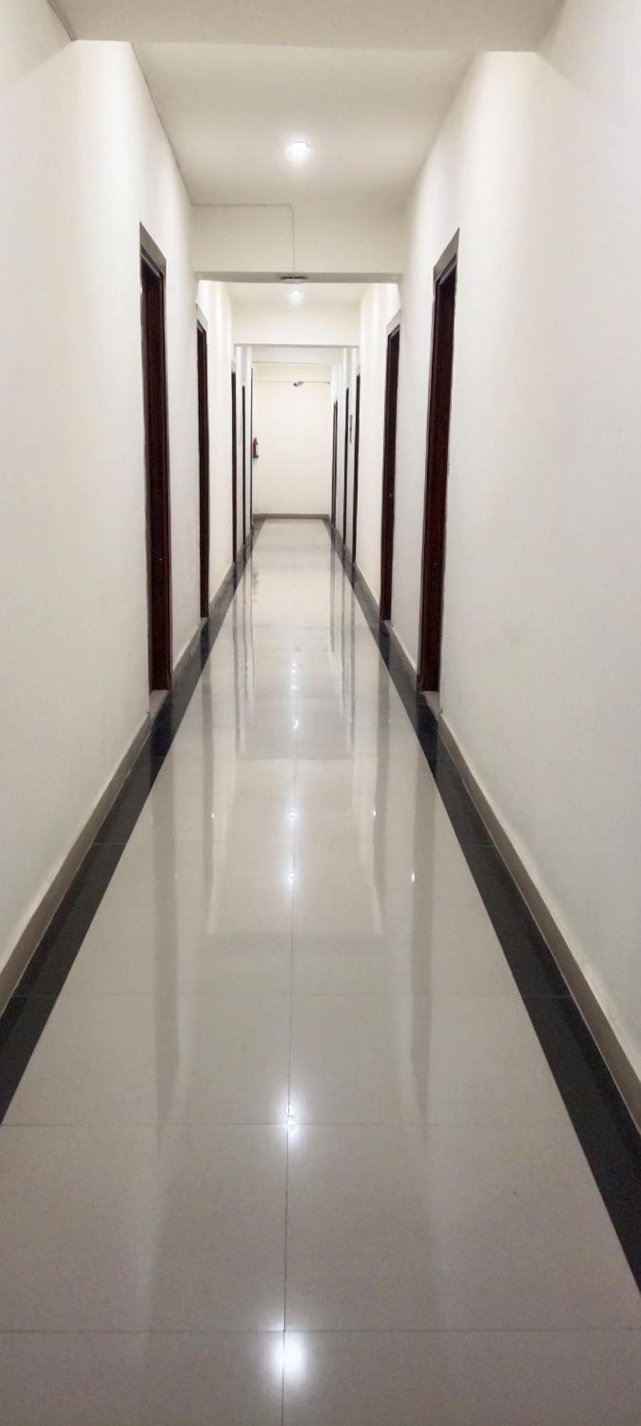 Hotel Blue Heaven Oyotownhouse Ghaziabad Exterior photo